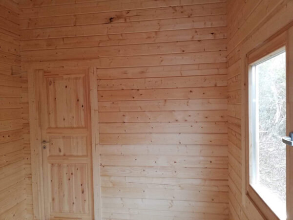 Casa de madera con dos dormitorios Ireland 42m² 6x7m 70mm